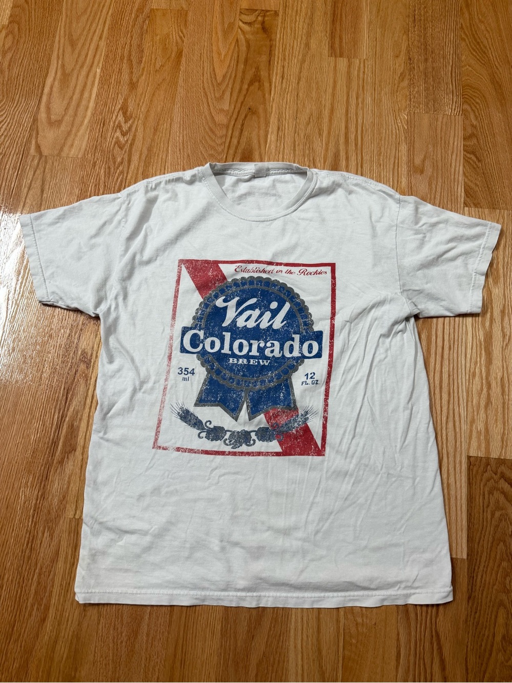 Vail Colorado Pabst Blue Ribbon Graphic T-Shirt Mens Size M White Short Sleeve